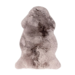Single Pelt Sheepskin Rug £35