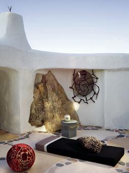 PARADIS BARBARES