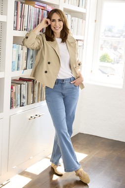 Cropped Trench Jacket £65 (AD12575), Crew Neck T-Shirt £9 (AA16106) & Wide Leg Jeans £40 (AC16777)