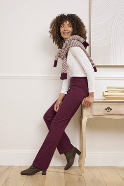 Super Stretchy Straight Leg Pull On Cosy Trousers Burgundy £34 AC16841