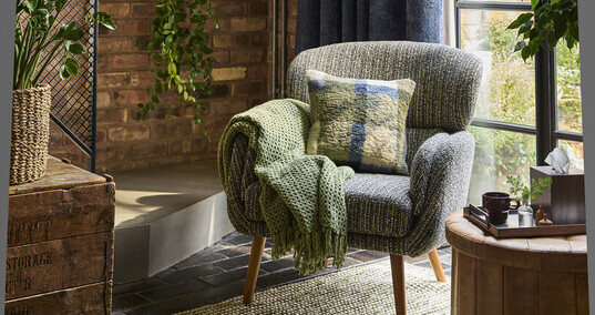https://www.prshots.es/contents/archives/2320/1155/images/cropThumb/CRI_6a268a938e423prshots_dunelm-salvage_yard_aw26-ref2358849_thumb.jpg
