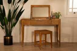 Valencia Oak Dressing Stool - RRP €179 NOW €79
