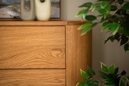 Oslo Oak 4 Drawers Chest - RRP €1,699 NOW €1,099