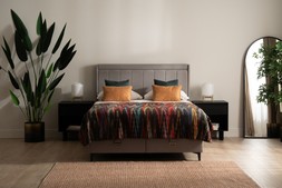 Amber Ottoman Bedframe Grey 5' King RRP €1,199 NOW €649