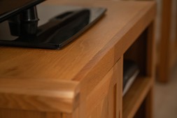 Radcliff 1 Door TV Stand RRP €549 NOW €275