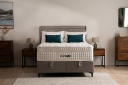Evernight Natural Indulgence 4'6' Mattress Double RRP €1,899 Now €999