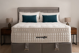 Evernight Natural Indulgence 4'6' Mattress Double RRP €1,899 Now €999