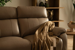Hugo Leather 3 Seater Electric Recliner Sofa - (RRP €2,499) NOW €1,599