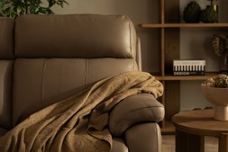 Hugo Leather 3 Seater Electric Recliner Sofa - (RRP €2,499) NOW €1,599