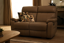 Hugo Leather 2 Seater Manual Recliner Sofa - (RRP€2,099) NOW €1,299