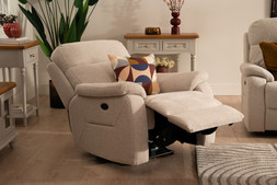 Marlow Milan Electric Recliner 0001 RRP €949 Now €599