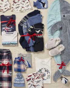 https://www.prshots.es/contents/archives/2507/1209/images/thumb350x287_auto/fatface_fatface-x-shelter-kids-whale-fairisle-hat-e46558-12.50-s_b0304_thumb.jpg