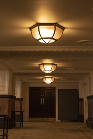 https://www.prshots.es/contents/archives/2628/1246/images/thumb350x287_auto/fritz_fryer_the-birmingham-grand-fritz-fryer-lighting_20_thumb.jpg