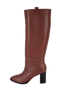 TK Maxx - Women pink boots €74.99 (RRP €360.00)
