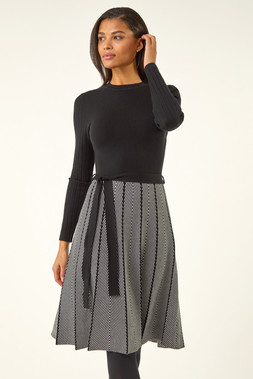 Roman Black Chevron Print Belted Jumper Dress