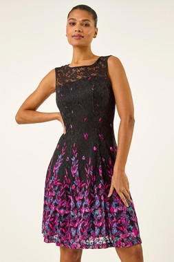 Roman Pink Leaf Print Lace Stretch Dress