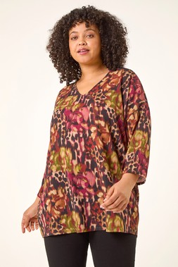 Roman Curve Neutral Animal Print V-Neck Top