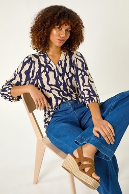 Roman Mono Abstract Print Top