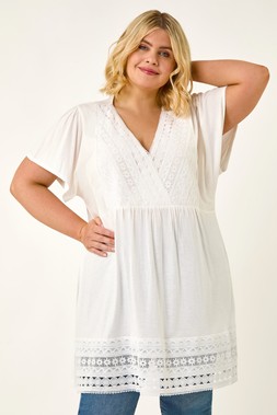Roman Curve Ivory Lace Trim Stretch Top