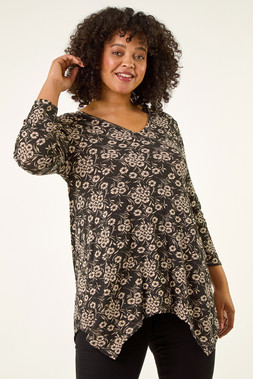 Roman Curve Black Floral V-Neck Stretch Top