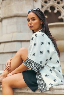 Roman Petite Abstract Embroidered Kimono