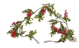 Homesense Cosy Christmas leafed berry foliage
