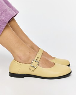 Butter Yellow Leather Mary Janes £80 10