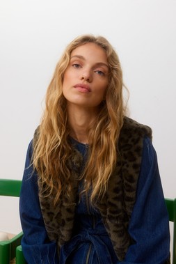 Oliver Bonas Denim Tuck Shoulder Zip Through Jumpsuit £90 (10)