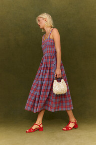 https://www.prshots.es/contents/archives/329/362/images/thumb350x287_auto/oliver-bonas_blue-checked-strappy-midi-dress-gbp78_thumb.jpg