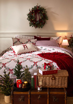 B&M AW26 Timeless Tradition Bedroom Main 1 Crop