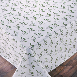 MISTLETOE PRINTED PEVA TABLE CLOTH 132x230cm £5 (424908)