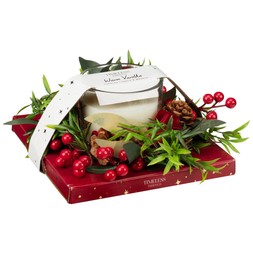 RED BERRIES AND BOW WREATH CANDLE £7 (424101)