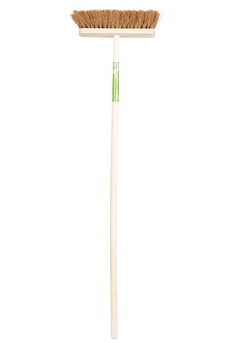 Dobbies broom