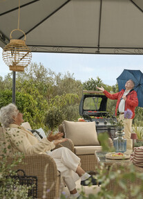 https://www.prshots.es/contents/archives/3552/1530/images/thumb350x287_auto/dobbies-garden-centres_3x3-metal-gazebo-gbp179-malmo-coffee-set__073ac_thumb.jpg