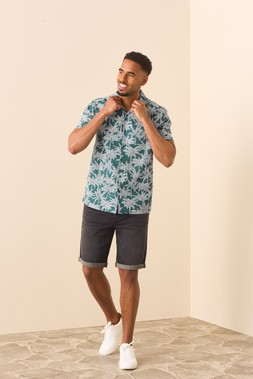 Mens Teal Palm Tree Cotton Shirt £16 & Mens Black Five Pocket Denim Shorts £16