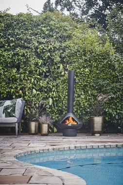 OUTDOOR FORNAX FIREPLACEIN MATT BLACK &pound;399.99