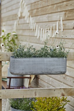 OUTDOOR MATLOCK METAL WINDOW BOX H23CM W50CM &pound;49.99