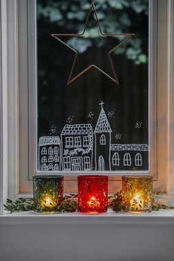 Berry Festive Candle Holder 3 Pack H7Cm D8Cm &pound;14.97