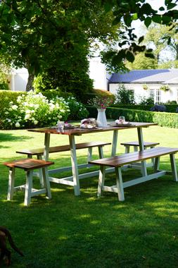 BROADWAY ACACIA WOOD 5 PIECE FURNITURE SET &pound;1999.99.