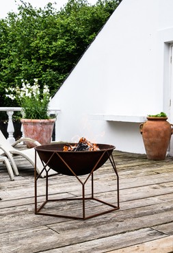 OUTDOOR BUCKINGHAM FIRE PIT RUST H51CM W70CM &pound;299.99