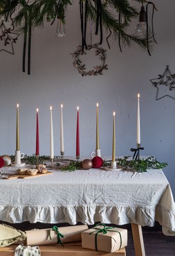 RED TAPER CANDLES 4 PACK £11.99