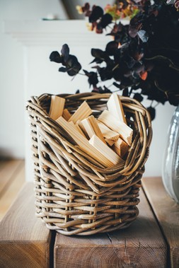 WICKER KINDLING BASKET £24.99