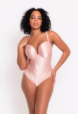 PLUNGE STRAPLESS PADDED BODY POWDERY PINK (30-38DD-J) &pound;78.00, $156.00, &euro;106.00, $196.00 (CAD)