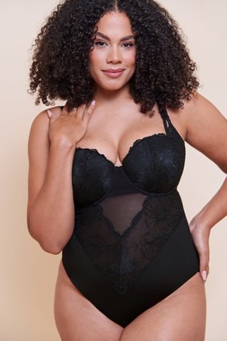 Boost Lace Body Black £49 €72 CAD $99 AUS $119.95 10