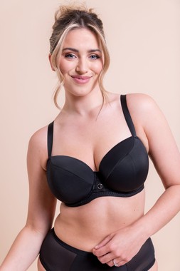 Daze Black Bra UKP 33, USD 69, CAD 83, EU 47, AUD 90 3