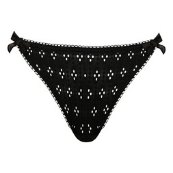 Flora Black Brazilian UKP 16, USD 32, CAD 40, EU 26, AUD 40