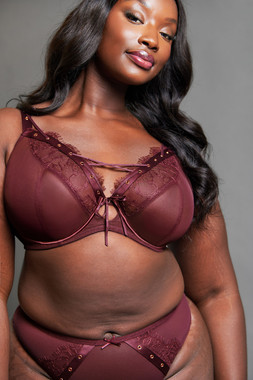 Laced Up Merlot Bra £42 €66 CAD $92 AUS $96.95, Thong £21 €34 CAD $39 AUS $42.95 12