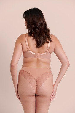 WILD ONE BALCONY BRA £29 €44 & BRAZILLIAN BRIEF £16 €25