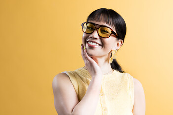 https://www.prshots.es/contents/archives/4214/1682/images/thumb350x287_auto/iolla-arran-sunglasses-with-sunbeam-lenses_thumb.jpg