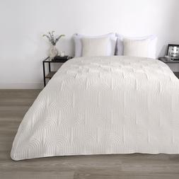 OHS Arches Embossed Pinsonic Throw - Cream &pound;13